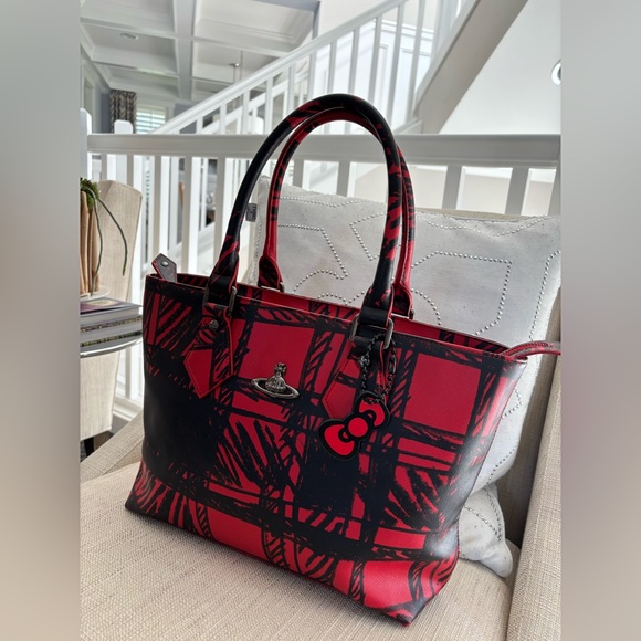 Vivienne Westwood Elegant Anglomania Red and Black Women's Tote Bag (Rare design - Picture 1 of 13